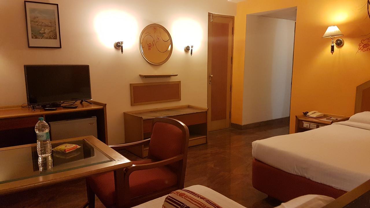 Kamat Lingapur Hotel Haiderabad Buitenkant foto